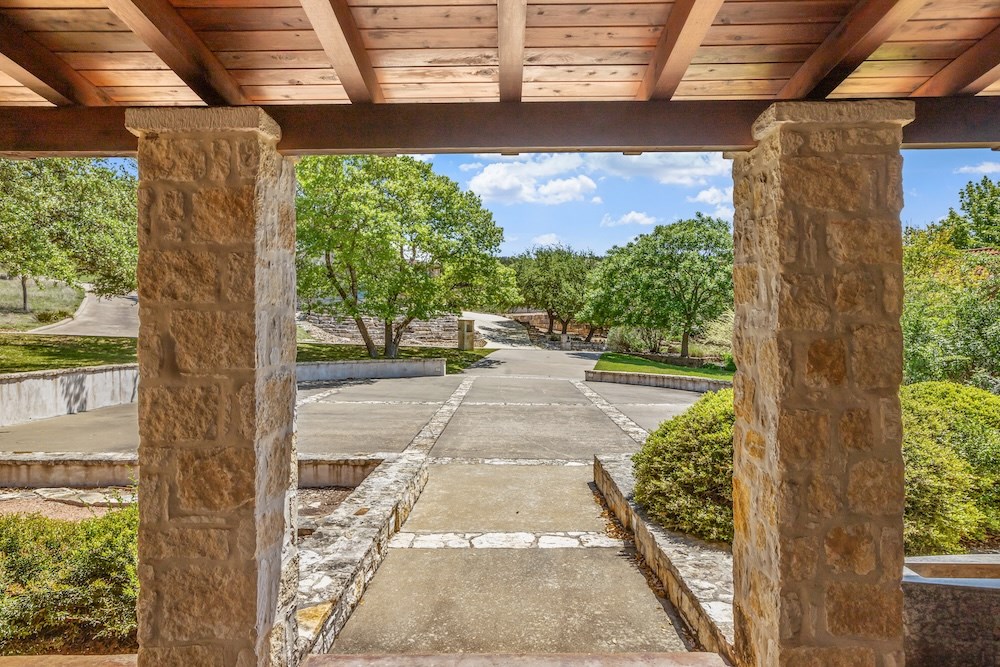 Fredericksburg, Texas, 78624, United States, 3 Bedrooms Bedrooms, ,5 BathroomsBathrooms,Residential,Active,2015801