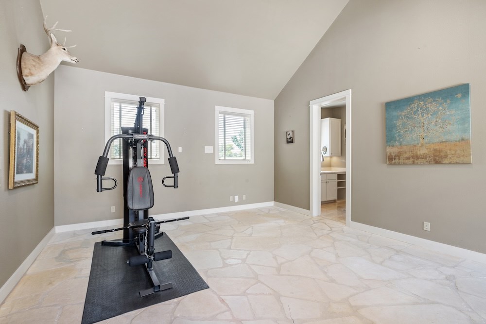 Fredericksburg, Texas, 78624, United States, 3 Bedrooms Bedrooms, ,5 BathroomsBathrooms,Residential,Active,2015801