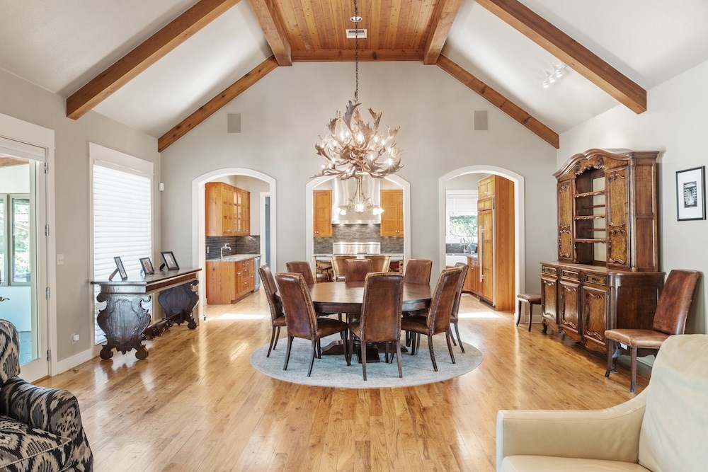 Fredericksburg, Texas, 78624, United States, 3 Bedrooms Bedrooms, ,5 BathroomsBathrooms,Residential,Active,2015801