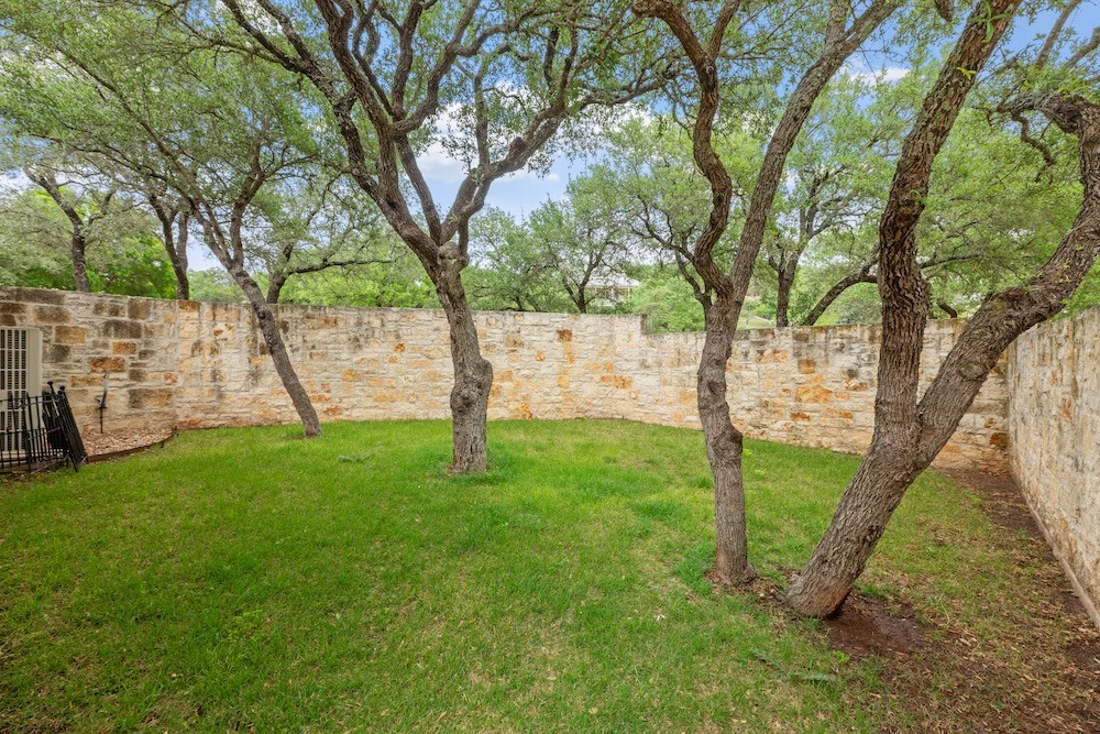 Fredericksburg, Texas, 78624, United States, 3 Bedrooms Bedrooms, ,5 BathroomsBathrooms,Residential,Active,2015801