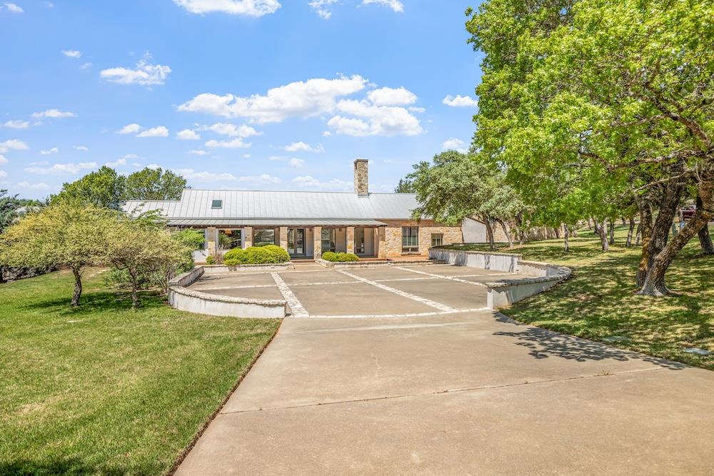 Fredericksburg, Texas, 78624, United States, 3 Bedrooms Bedrooms, ,5 BathroomsBathrooms,Residential,Active,2015801