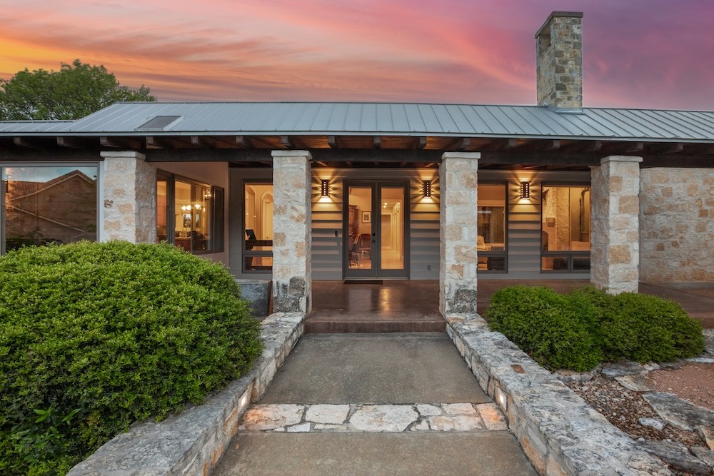 Fredericksburg, Texas, 78624, United States, 3 Bedrooms Bedrooms, ,5 BathroomsBathrooms,Residential,Active,2015801