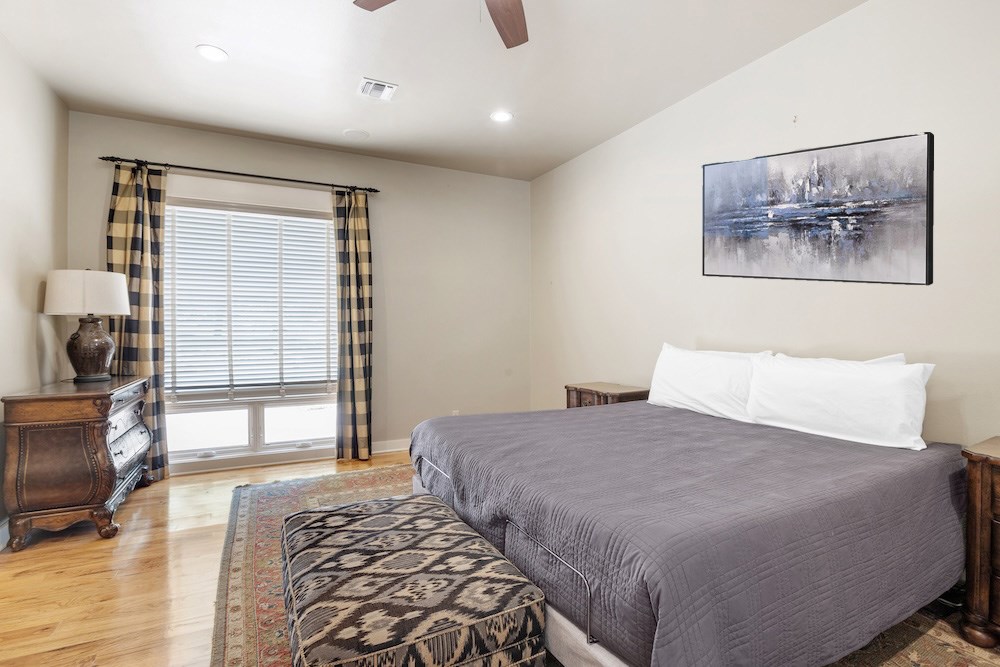 Fredericksburg, Texas, 78624, United States, 3 Bedrooms Bedrooms, ,5 BathroomsBathrooms,Residential,Active,2015801