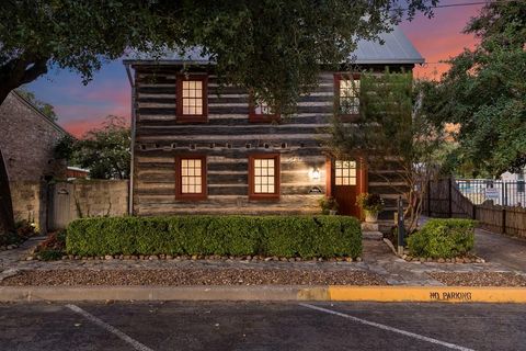 Photo of 104 E Austin St B #B, Fredericksburg, TX 78624 (MLS # 99361)