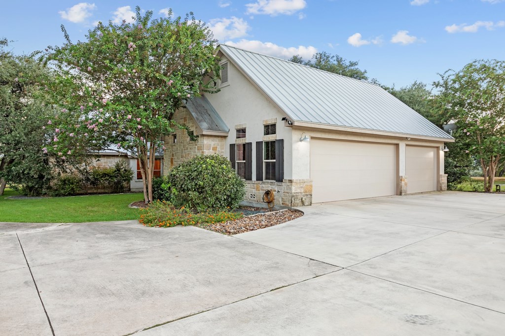 Boerne, Texas, 78006, United States, 3 Bedrooms Bedrooms, ,3 BathroomsBathrooms,Residential,Active,2019166