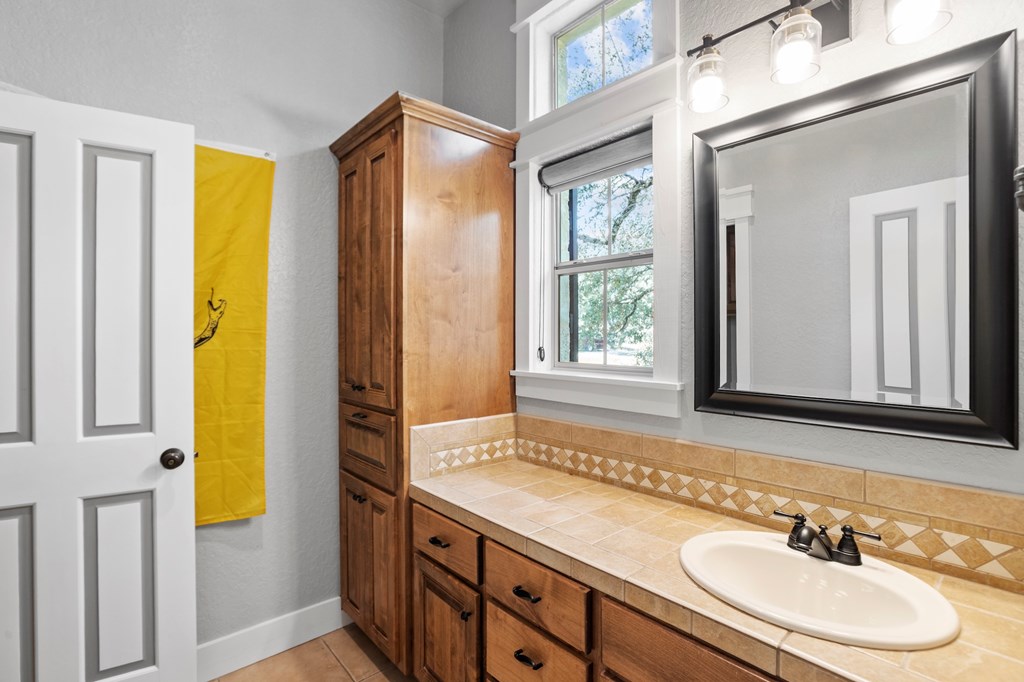 Boerne, Texas, 78006, United States, 3 Bedrooms Bedrooms, ,3 BathroomsBathrooms,Residential,Active,2019166