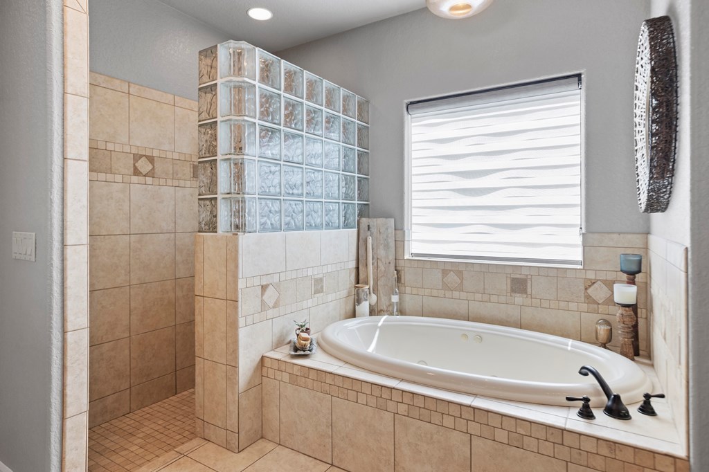 Boerne, Texas, 78006, United States, 3 Bedrooms Bedrooms, ,3 BathroomsBathrooms,Residential,Active,2019166