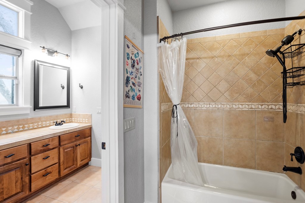 Boerne, Texas, 78006, United States, 3 Bedrooms Bedrooms, ,3 BathroomsBathrooms,Residential,Active,2019166