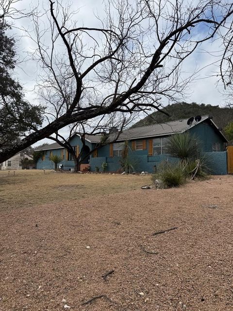 Photo of 401 N 19th Street, Junction, TX 76849 (MLS # 101822)