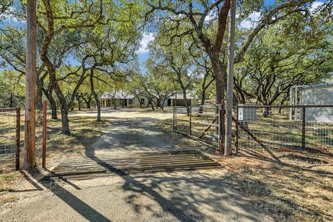 Photo of 878 Ranch Rd 2766, Johnson City, TX 78636 (MLS # 104077)