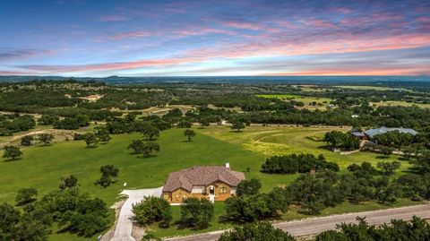Photo of 328 E Distant View Dr, Fredericksburg, TX 78624 (MLS # 104184)