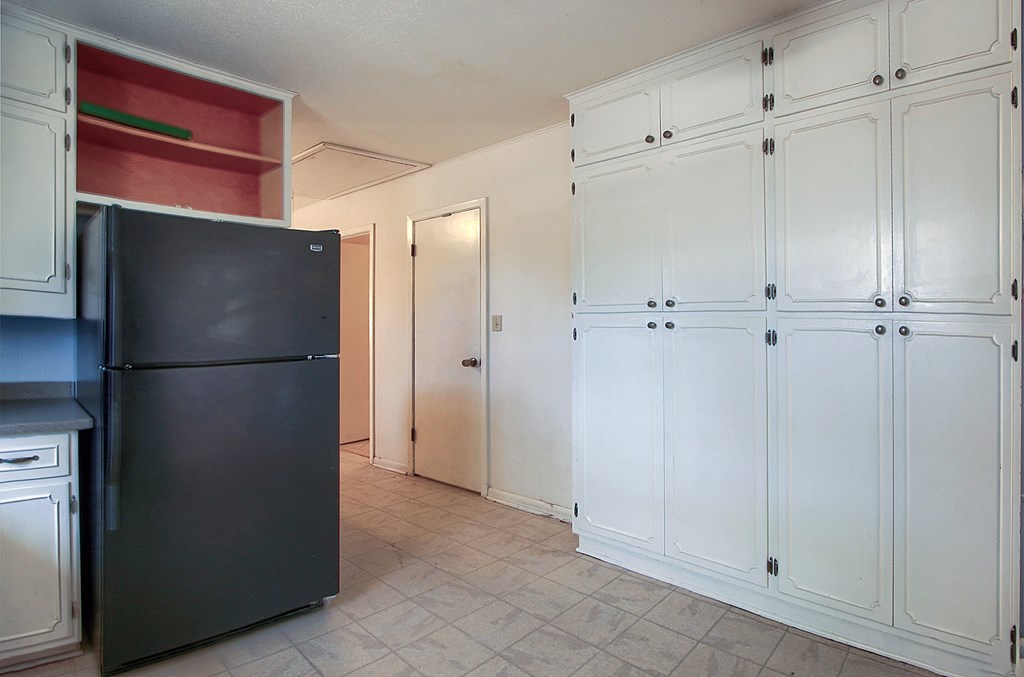 Fredericksburg, Texas, 78624, United States, 3 Bedrooms Bedrooms, ,3 BathroomsBathrooms,Residential,Active,1936634