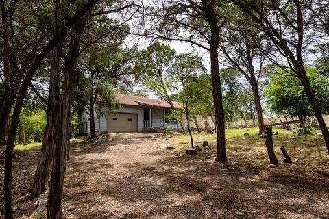 Photo of 127 Whitetail Drive, Kerrville, TX 78028 (MLS # 104700)