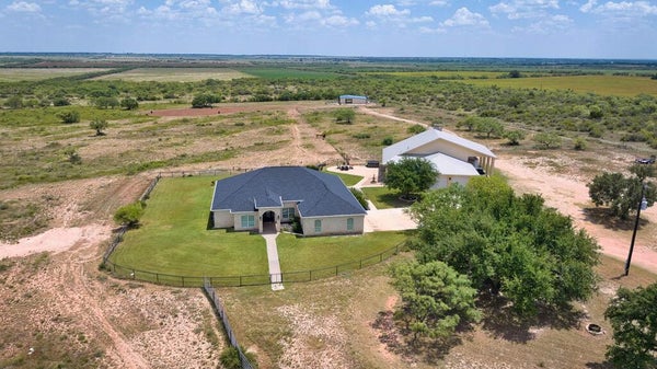 1456 N US HIGHWAY 283, BRADY, TX 76825 - Image 75c29d4cb4ab4e36e7254a0c3f5d584f/2747714599