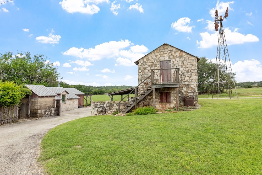 Fredericksburg, Texas, 78624, United States, 3 Bedrooms Bedrooms, ,3 BathroomsBathrooms,Residential,Active,2045665