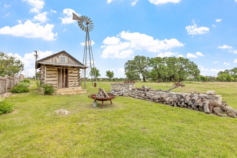 Fredericksburg, Texas, 78624, United States, 3 Bedrooms Bedrooms, ,3 BathroomsBathrooms,Residential,Active,2045665