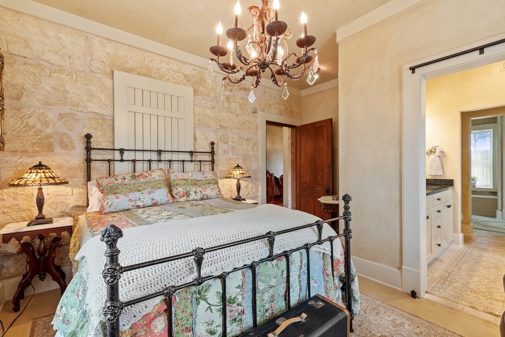 Fredericksburg, Texas, 78624, United States, 3 Bedrooms Bedrooms, ,3 BathroomsBathrooms,Residential,Active,2045665