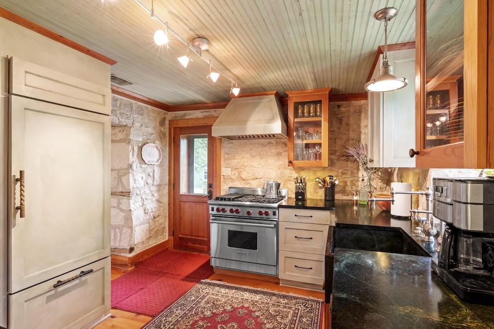Fredericksburg, Texas, 78624, United States, 3 Bedrooms Bedrooms, ,3 BathroomsBathrooms,Residential,Active,2045665