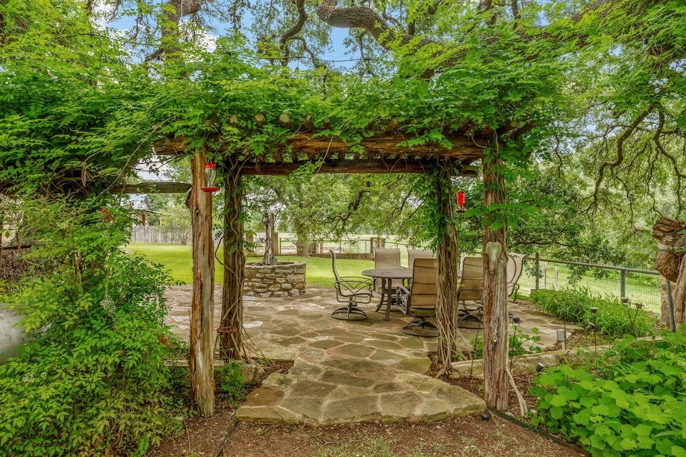 Fredericksburg, Texas, 78624, United States, 3 Bedrooms Bedrooms, ,3 BathroomsBathrooms,Residential,Active,2045665