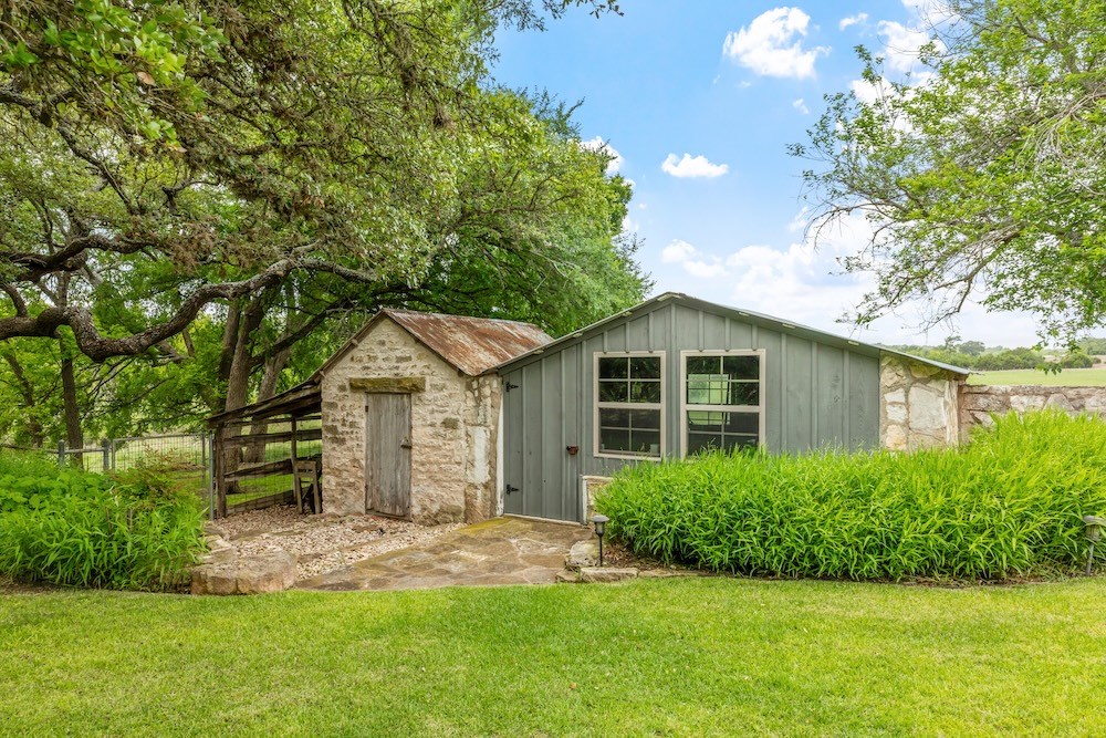 Fredericksburg, Texas, 78624, United States, 3 Bedrooms Bedrooms, ,3 BathroomsBathrooms,Residential,Active,2045665