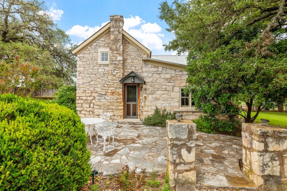 Fredericksburg, Texas, 78624, United States, 3 Bedrooms Bedrooms, ,3 BathroomsBathrooms,Residential,Active,2045665