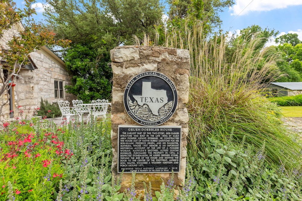 Fredericksburg, Texas, 78624, United States, 3 Bedrooms Bedrooms, ,3 BathroomsBathrooms,Residential,Active,2045665