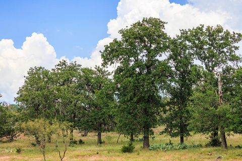 Photo of 1050 Cain City Rd, Fredericksburg, TX 78624 (MLS # 99402)