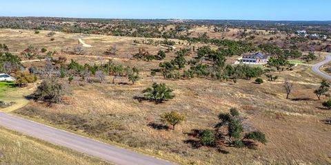 Photo of 826 Sutton Dr, Fredericksburg, TX 78624 (MLS # 100619)