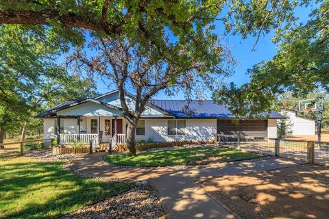 Photo of 1180 Boos Lane, Fredericksburg, TX 78624 (MLS # 101757)