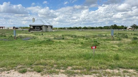 Photo of 96 Arch Ray Lp, Fredericksburg, TX 78624 (MLS # 104235)
