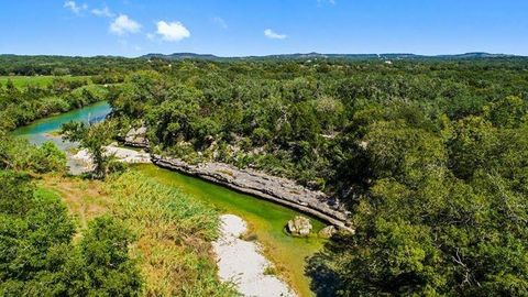 Photo of 440 Chimney Valley Rd, Blanco, TX 78606 (MLS # 104270)