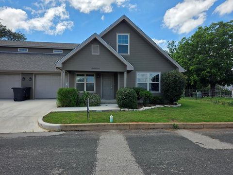 Photo of 1004 E Hill St B #B, Fredericksburg, TX 78624 (MLS # 104560)