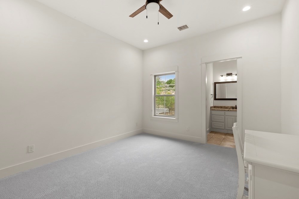 Fredericksburg, Texas, 78624, United States, 4 Bedrooms Bedrooms, ,4 BathroomsBathrooms,Residential,Active,2045756