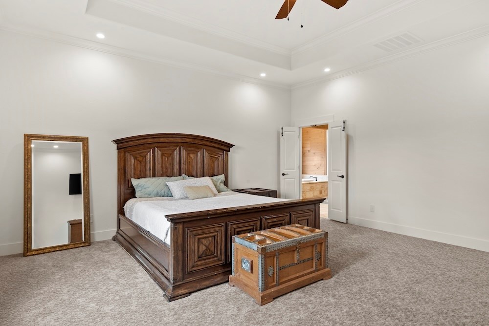 Fredericksburg, Texas, 78624, United States, 4 Bedrooms Bedrooms, ,4 BathroomsBathrooms,Residential,Active,2045756