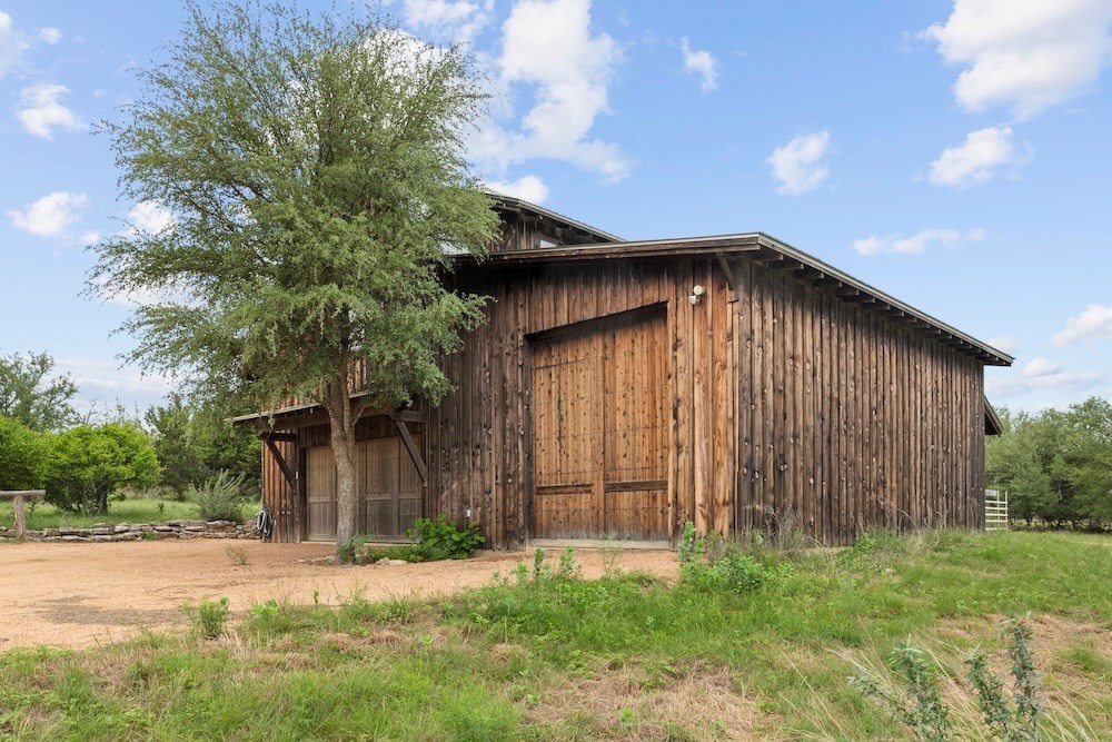 Fredericksburg, Texas, 78624, United States, 4 Bedrooms Bedrooms, ,4 BathroomsBathrooms,Residential,Active,2045756