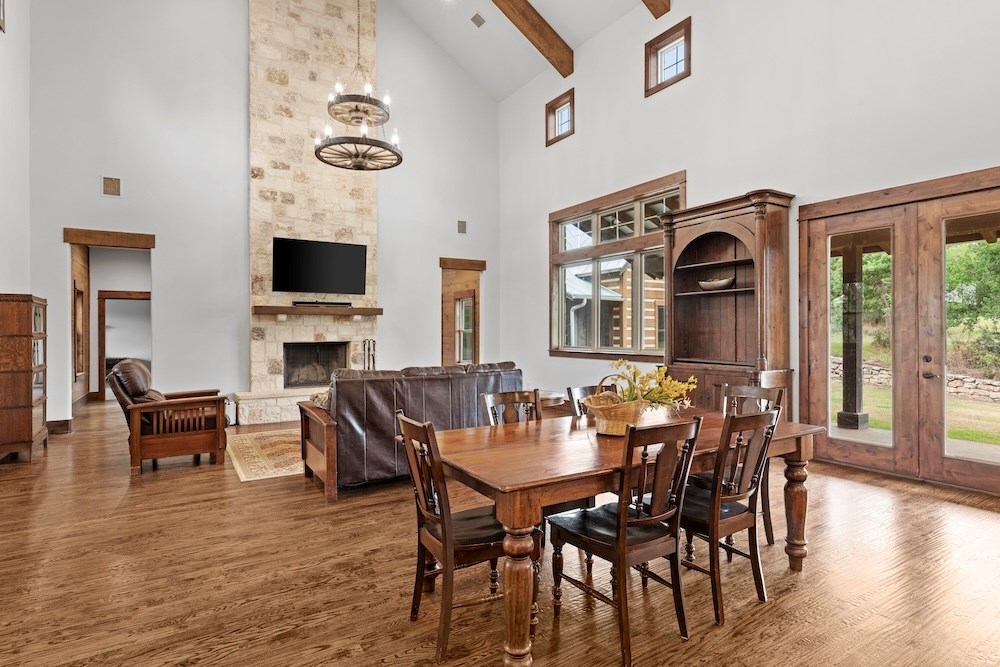 Fredericksburg, Texas, 78624, United States, 4 Bedrooms Bedrooms, ,4 BathroomsBathrooms,Residential,Active,2045756