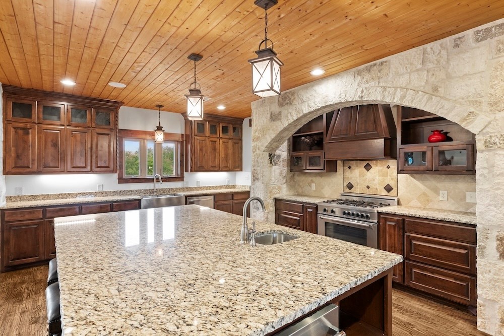 Fredericksburg, Texas, 78624, United States, 4 Bedrooms Bedrooms, ,4 BathroomsBathrooms,Residential,Active,2045756