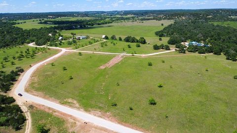 Photo of 5 BAJ Ln, Fredericksburg, TX 78624 (MLS # 104502)
