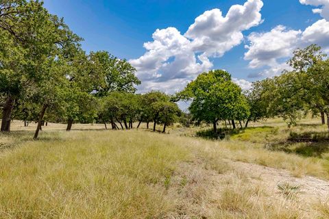 Photo of Lot 13 Pinnacle Dr, Fredericksburg, TX 78624 (MLS # 98468)