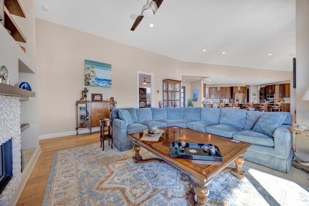 1758 Lincoln Smith Rd, Round Mountain, TX, 78663, USA, 4 Bedrooms Bedrooms, ,4 BathroomsBathrooms,Residential,Active,1758 Lincoln Smith Rd,98954