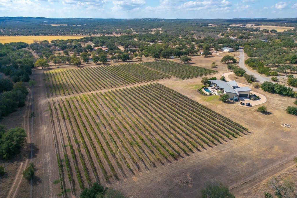 1758 Lincoln Smith Rd, Round Mountain, TX, 78663, USA, 4 Bedrooms Bedrooms, ,4 BathroomsBathrooms,Residential,Active,1758 Lincoln Smith Rd,98954
