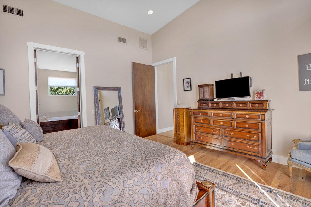 1758 Lincoln Smith Rd, Round Mountain, TX, 78663, USA, 4 Bedrooms Bedrooms, ,4 BathroomsBathrooms,Residential,Active,1758 Lincoln Smith Rd,98954
