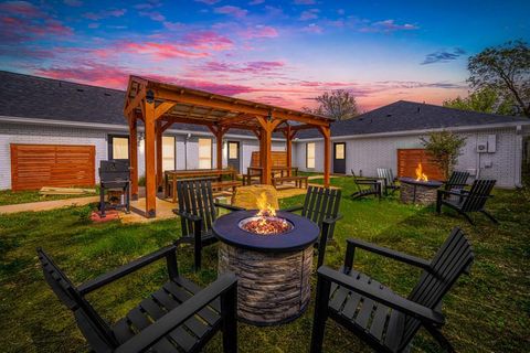 Photo of 907 Hill St, Fredericksburg, TX 78624 (MLS # 98989)