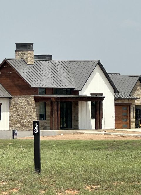 Photo of 105 Baurenhof Ct., Fredericksburg, TX 78624 (MLS # 96803)