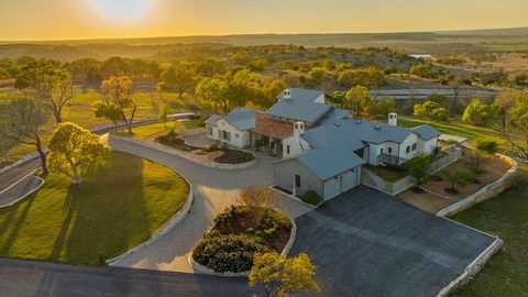 Photo of 77 Last Trl, Fredericksburg, TX 78624 (MLS # 104187)