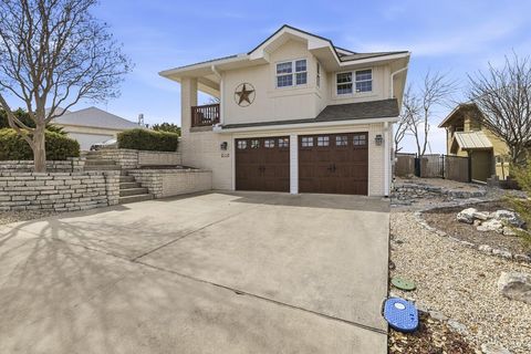 Photo of 2110 Vista Ridge Dr, Kerrville, TX 78028 (MLS # 101845)