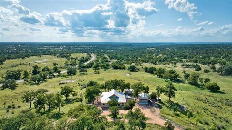 Photo of 1411 Grape Creek Rd, Fredericksburg, TX 78624 (MLS # 104178)