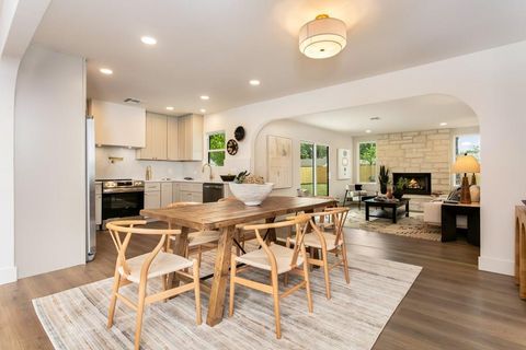 Photo of 806 N Edison St, Fredericksburg, TX 78624 (MLS # 104286)