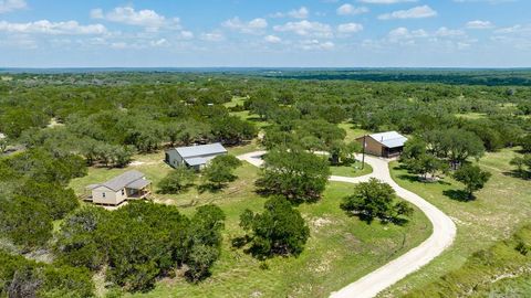 Photo of 221 Coyote Trail, Harper, TX 78631 (MLS # 101844)