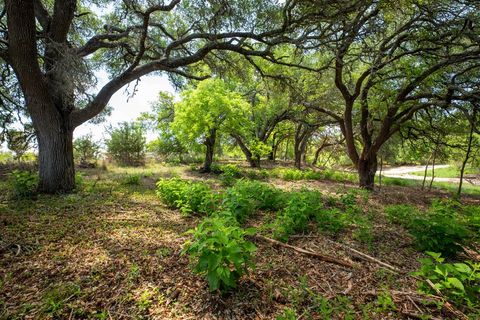 Photo of 12 BAJ Ln, Fredericksburg, TX 78624 (MLS # 104511)